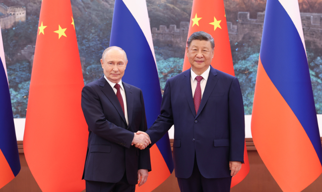 习近平同俄罗斯总统普京会谈